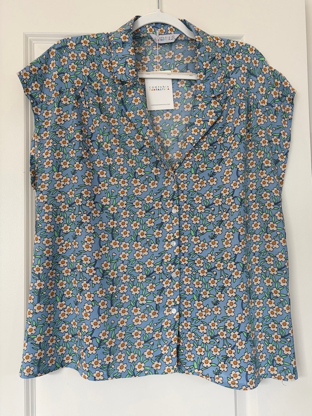 Compania Fantastica  Floral Short Sleeve Blouse